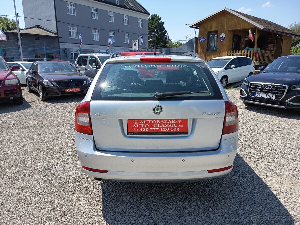 ŠKODA Octavia Combi 1,6TDI Ambition Plus ČR - 6