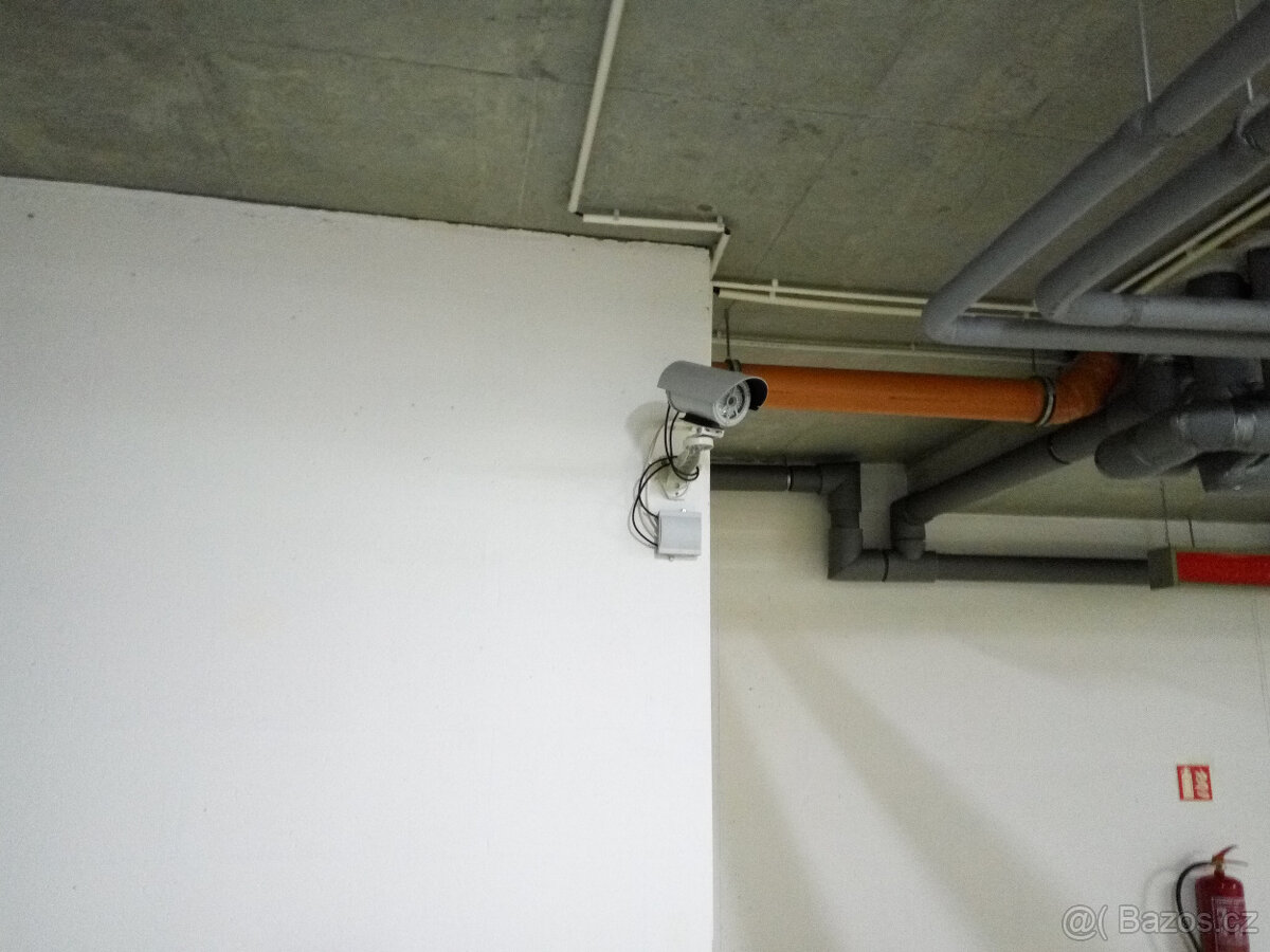 GARÁŽOVÉ STÁNÍ v objektu Nová Harfa Poděbradská 777/9 - 6