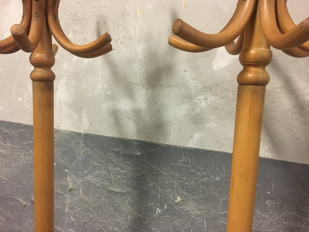 VESAK TON / THONET - 6