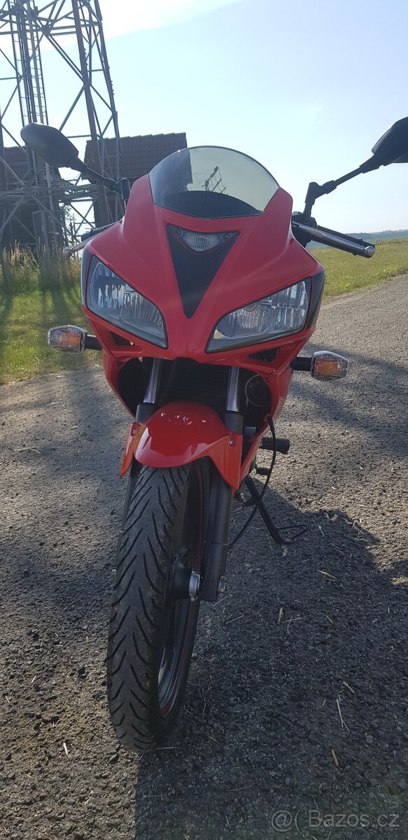 Honda CBR 125 - 6