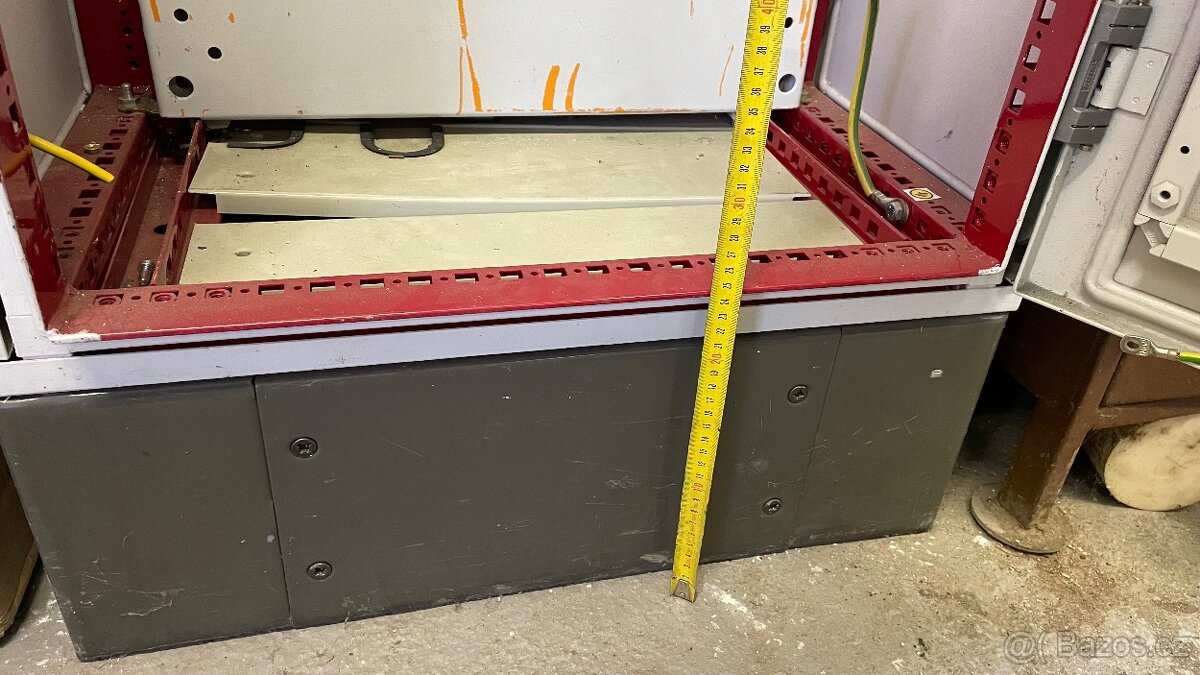 Rozvaděčová skříň - 6