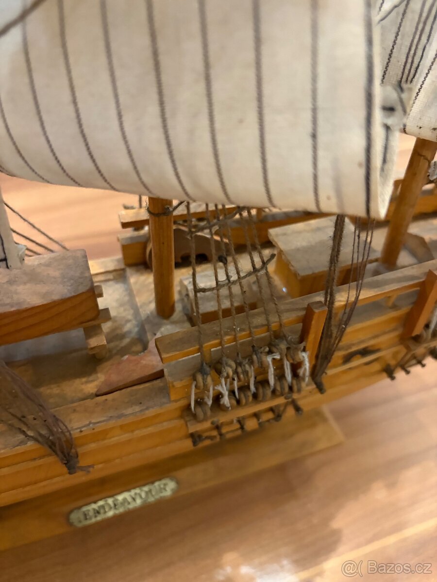 Model lodi endeavour - 6