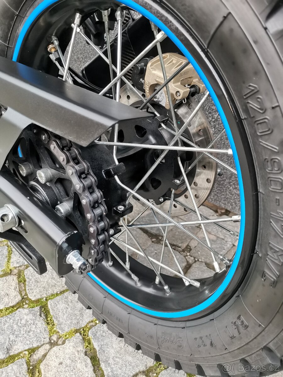 Royal Enfield Himalayan - 6