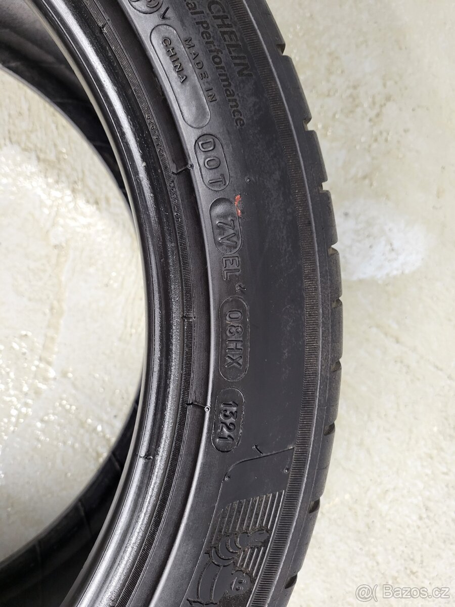 2x 235/45R18 Michelin Letní - 6