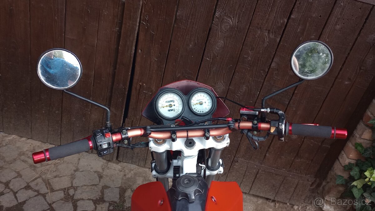 Yuki ST 125 SM - 6