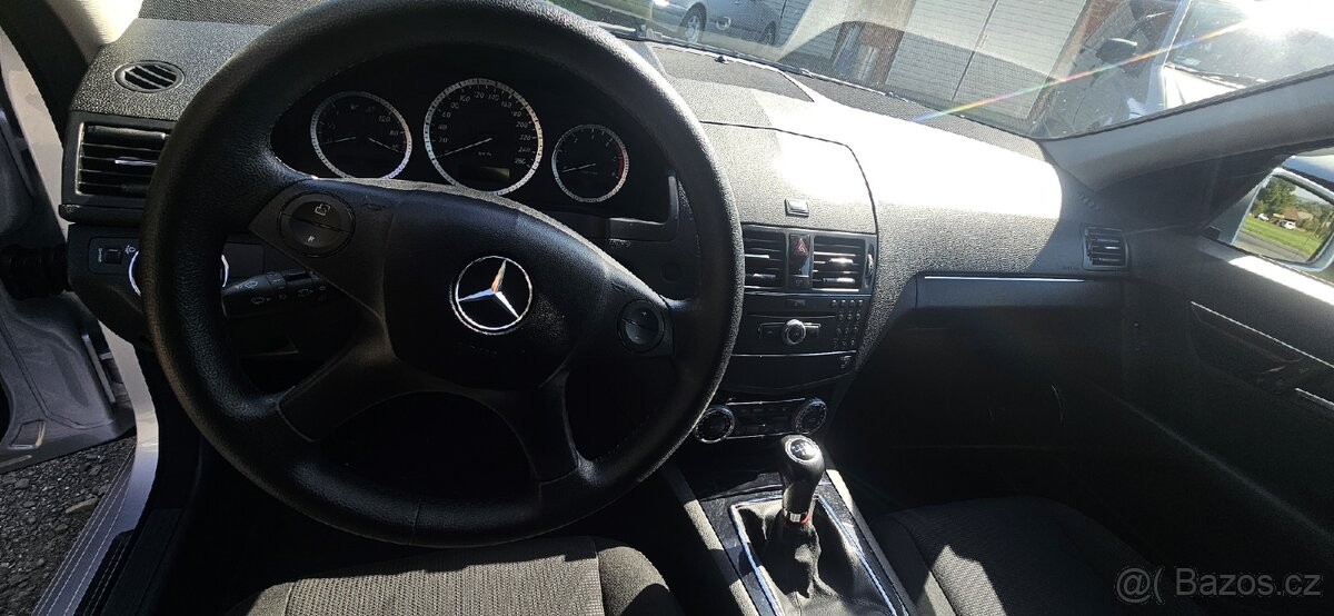Mercedes-Benz w204 C200 - 6