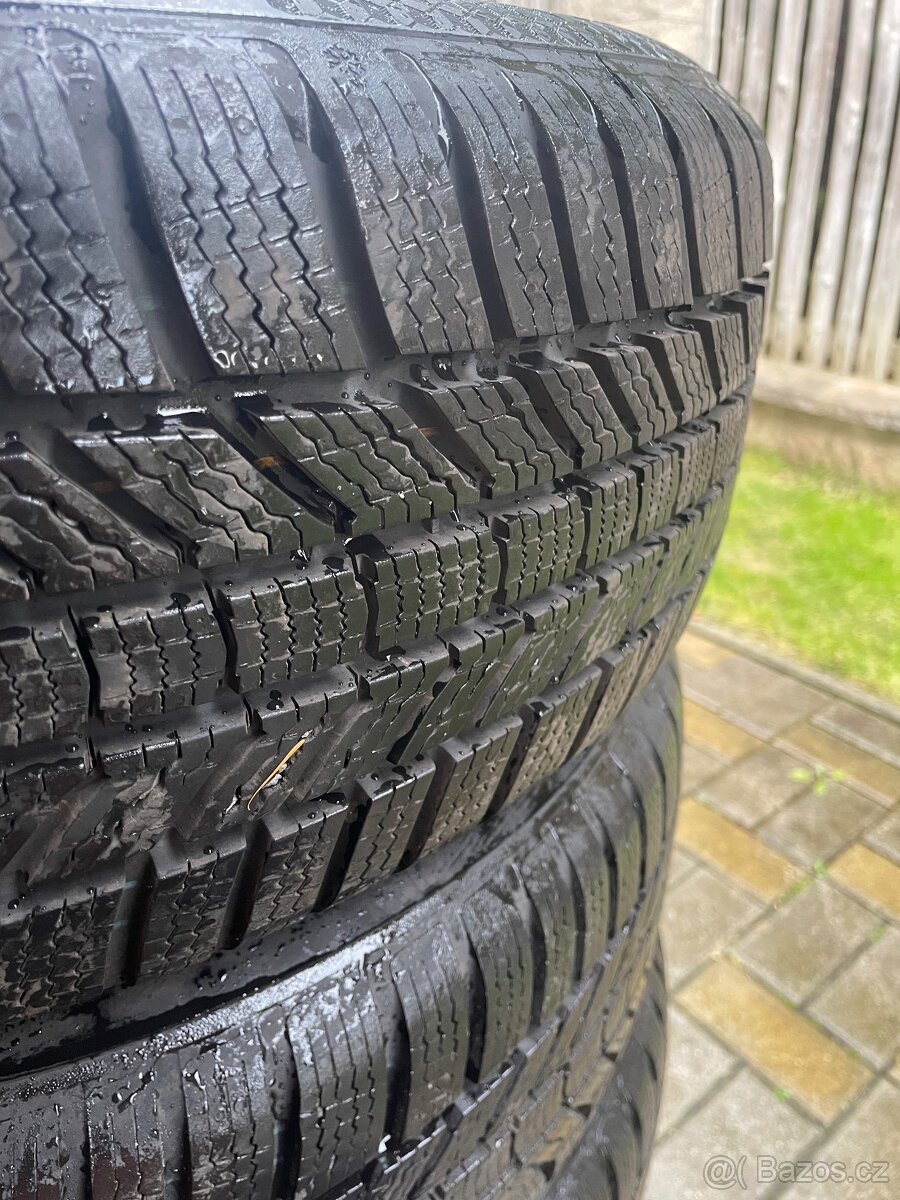 Zimní sada kol Škoda 215/55 R17 - 6
