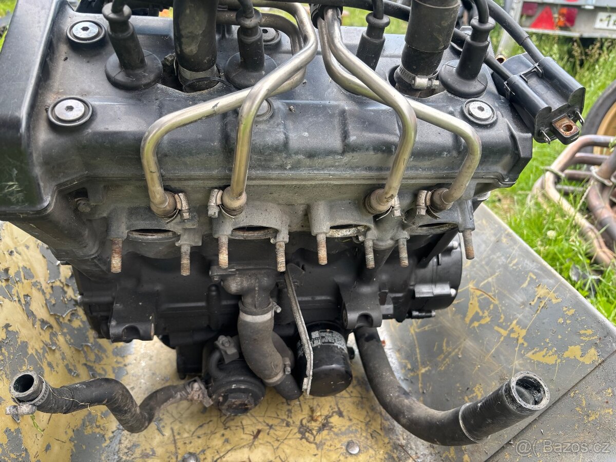 Motor na Yamaha FZS 1000 Fazer 01-05 typ N511E - 6