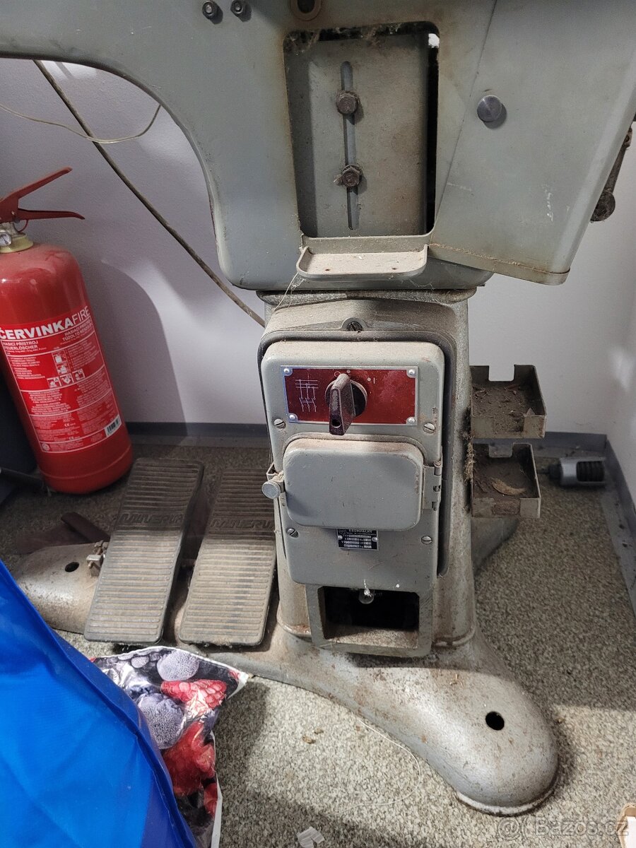 Průmyslový šici stroj Minerva - 6