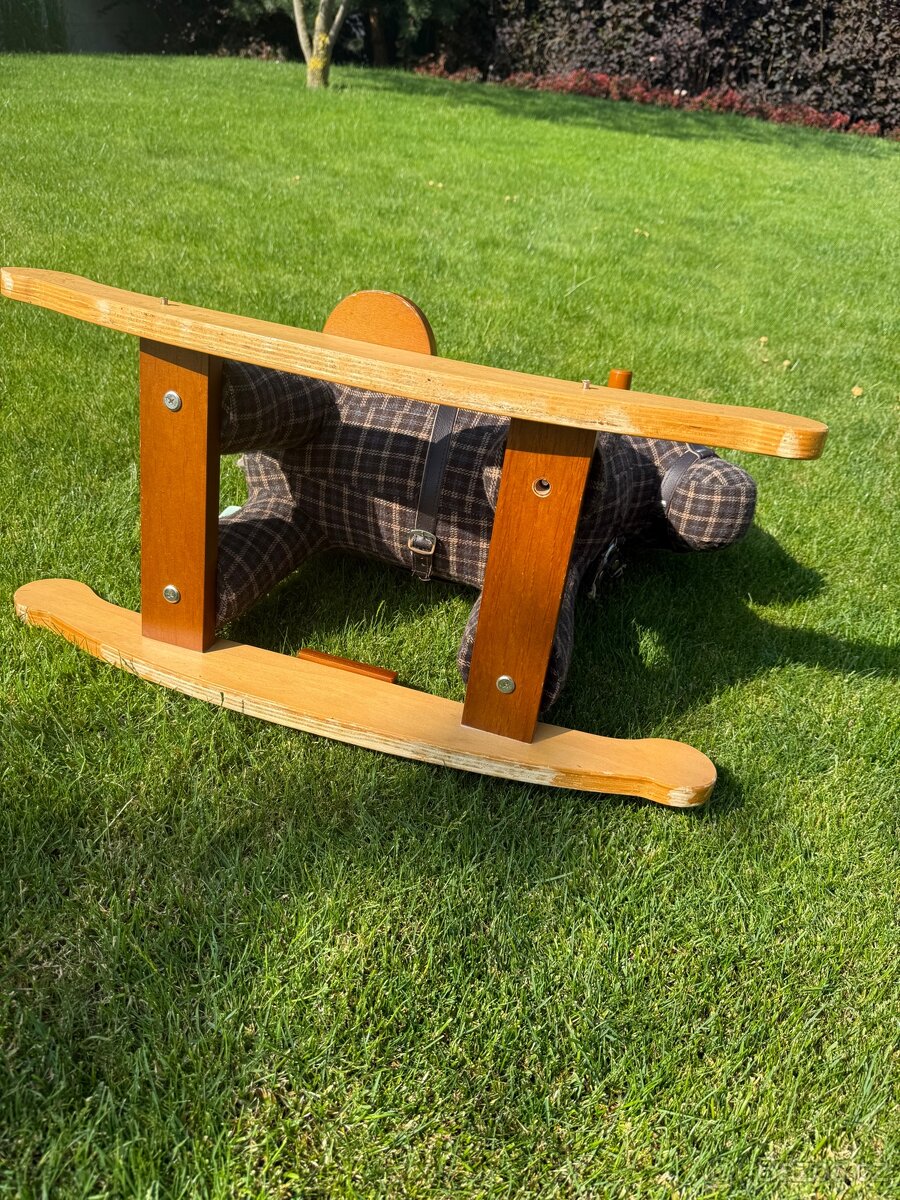 Hnědý houpací koník - 6