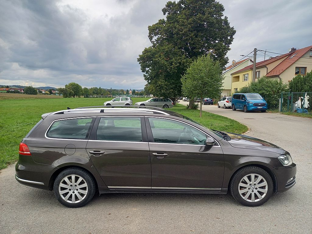 Volkswagen Passat 1.6 TDi-digiklima+alu.kola+Navi+ROZVODY - 6