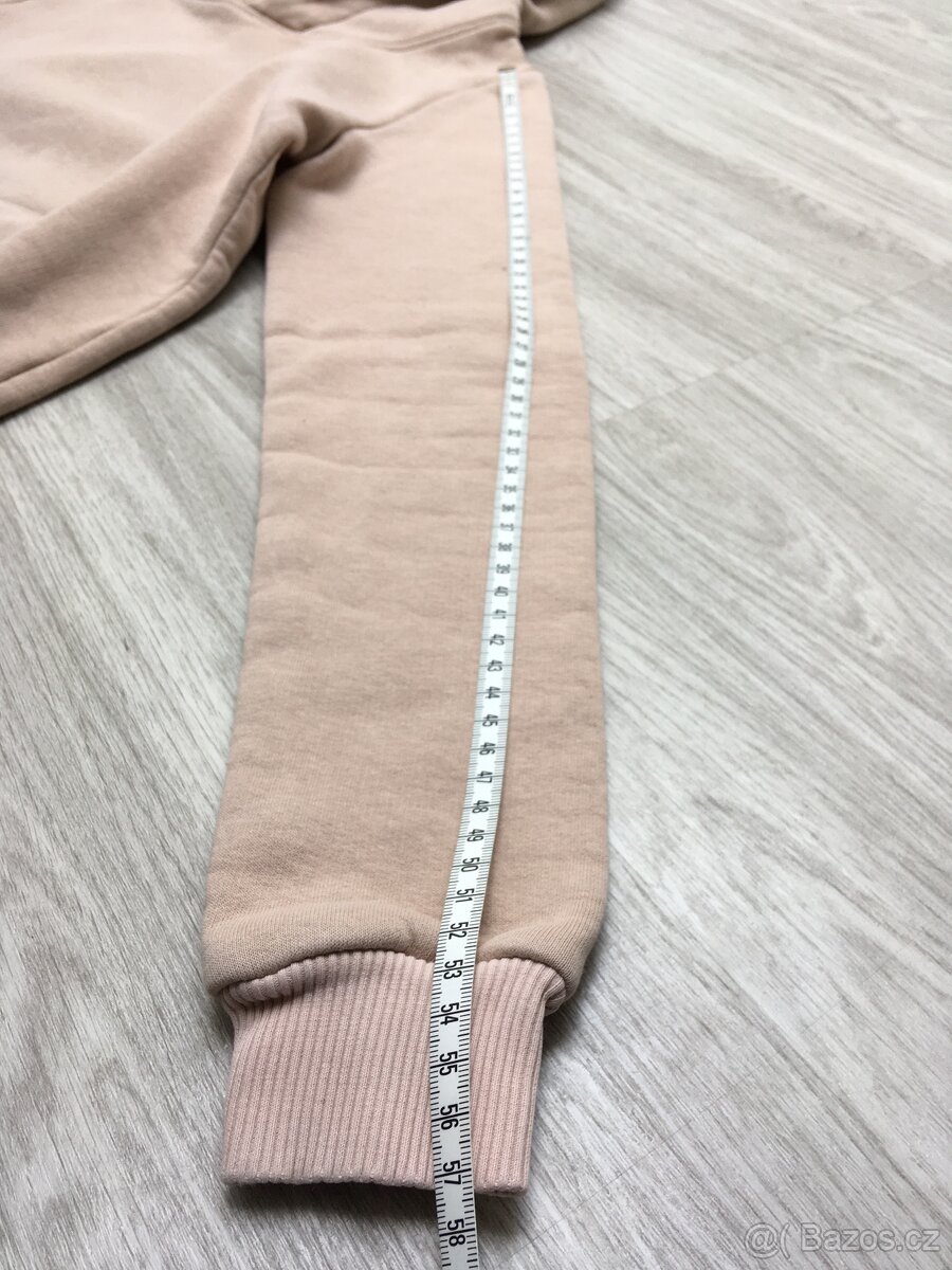 Dívčí tepláková souprava, vel. 152 - 6