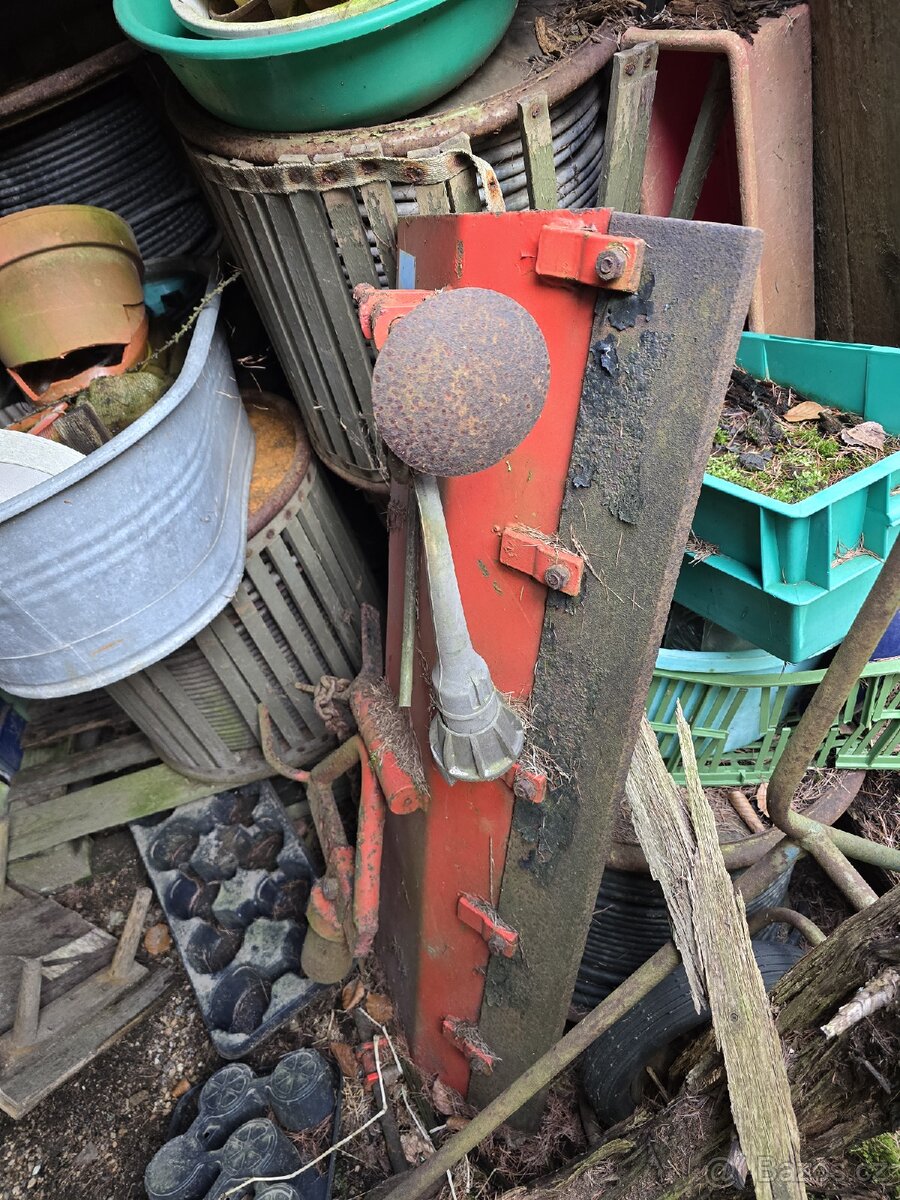 MF70 - 6
