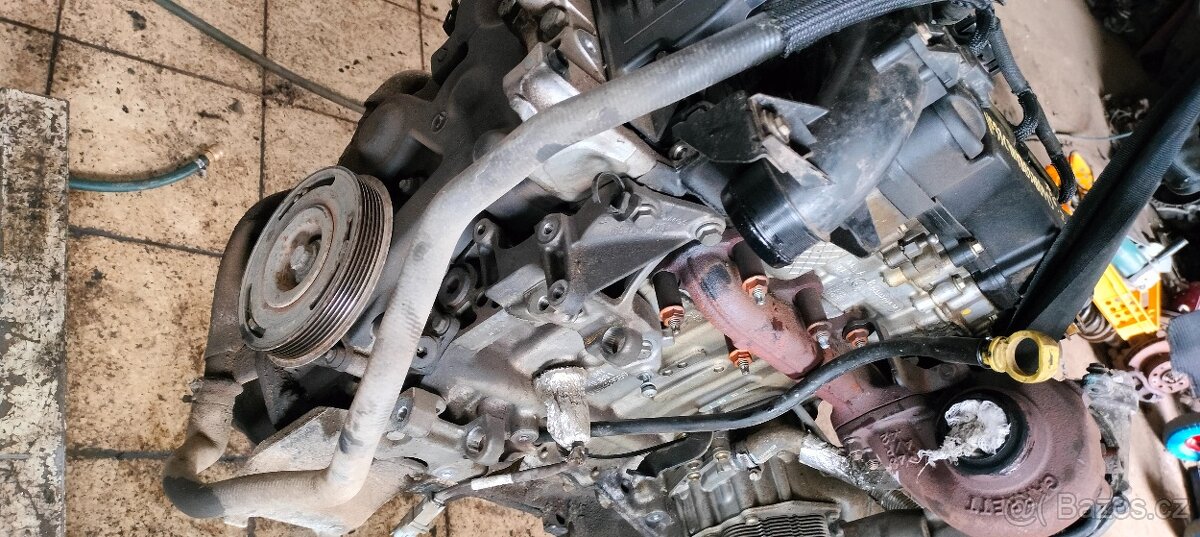 Motor diesel PSA - 6