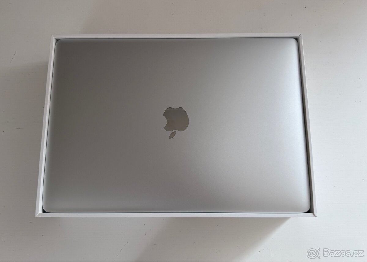 Apple MacBook Air 13” (2020) - 6