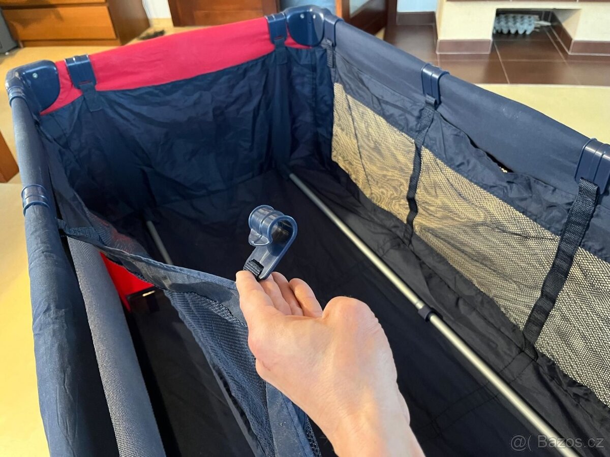 Cestovní skládací postýlka - 6