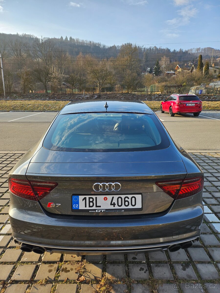 Audi S7, 4.0V8 benzín. Výkon 450kw. - 6
