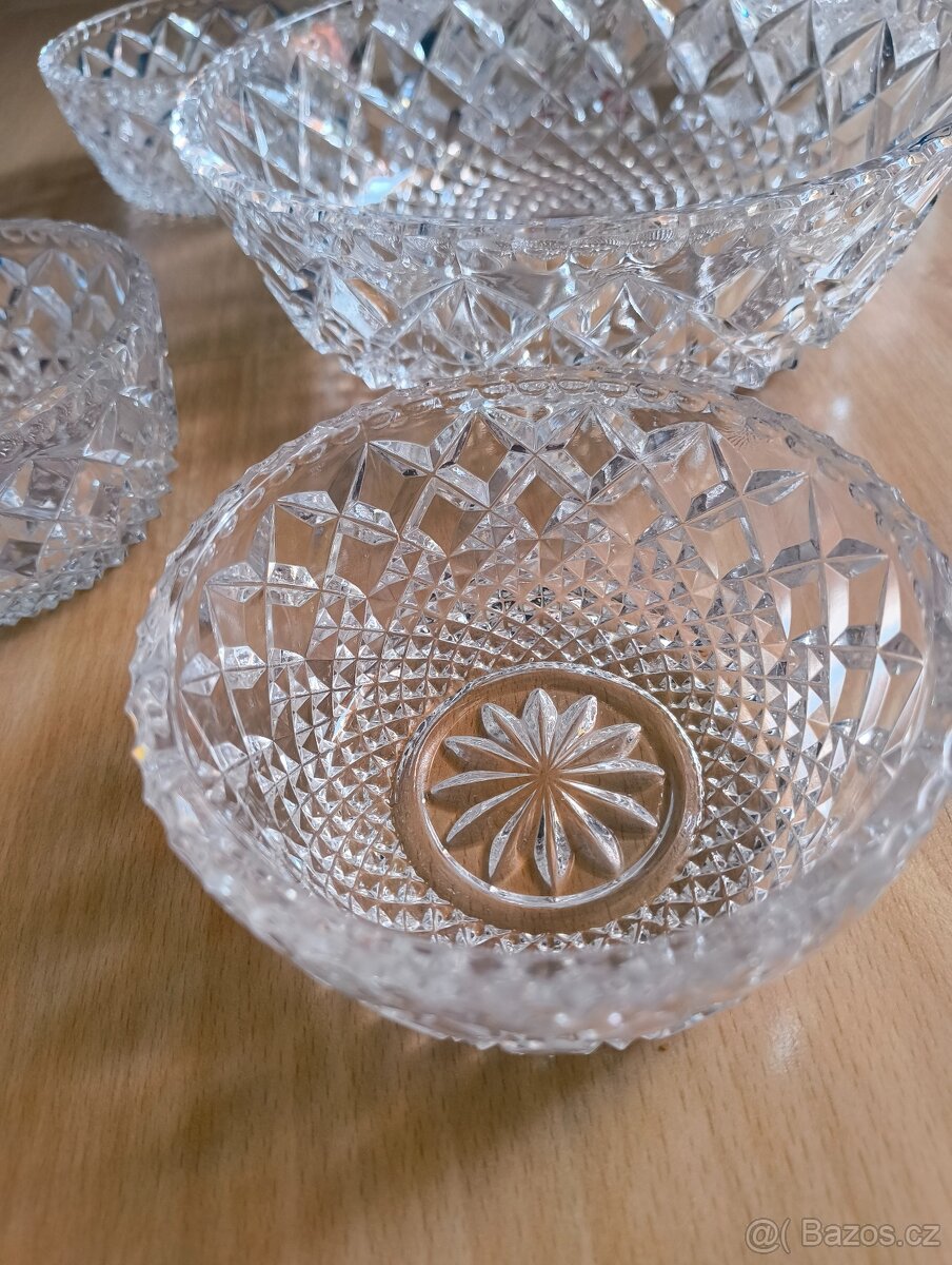 Sada skleněných misek - 6