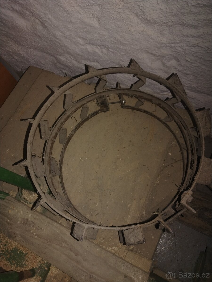 Prodám příslušenství pro kultivátor Mountfield - 6