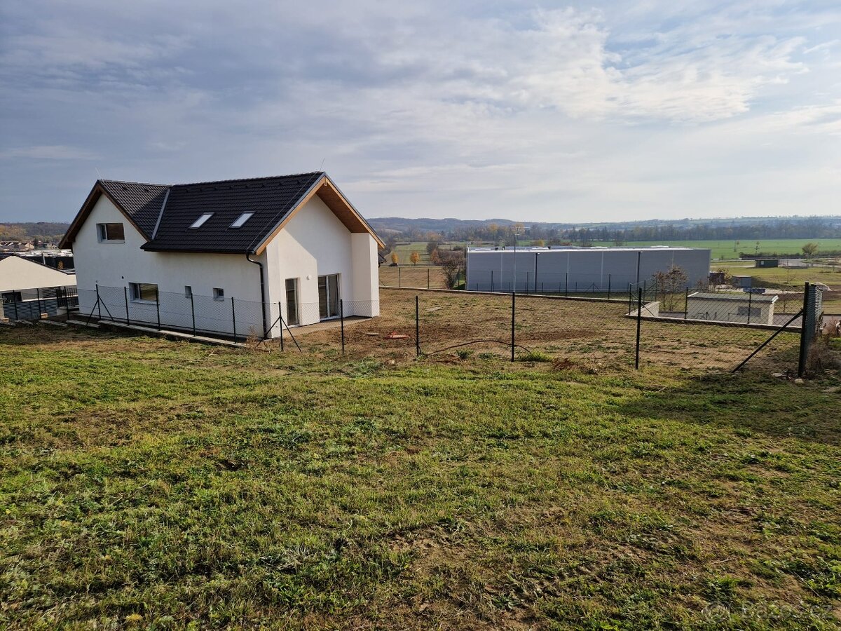 PRODÁM stavební pozemek o výměře 867 Dobšice u Znojma - 6