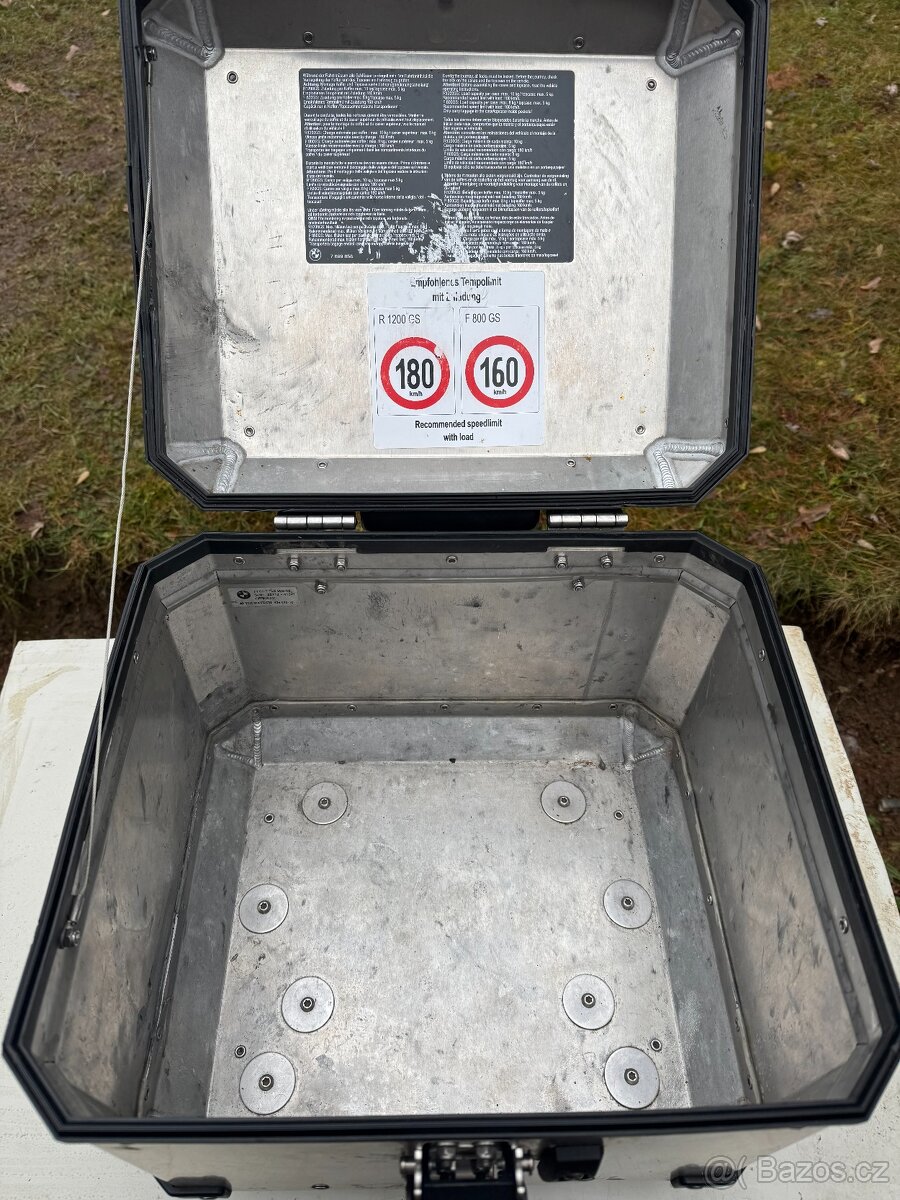 Originalní topcase bmw r.v. 2011 - 6