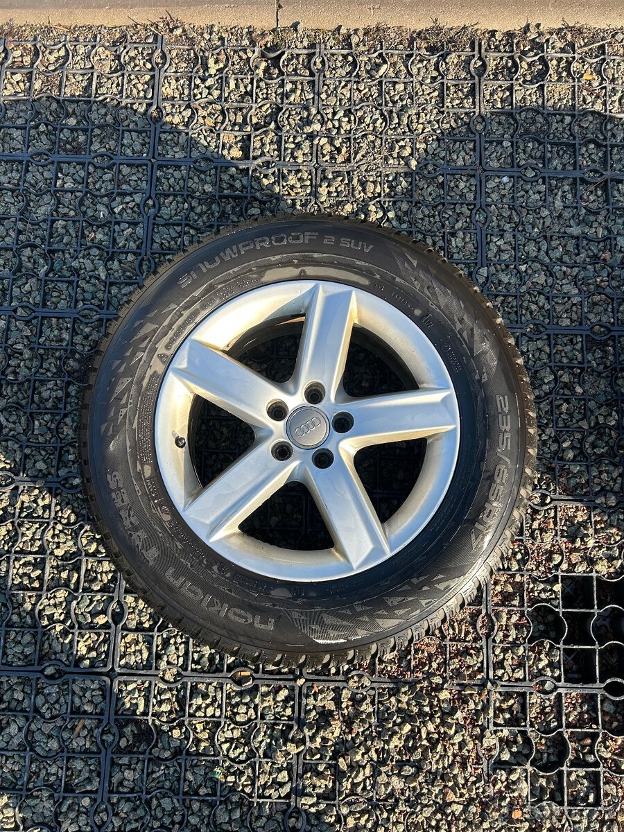 Audi Kola 235/65 R17 - 6