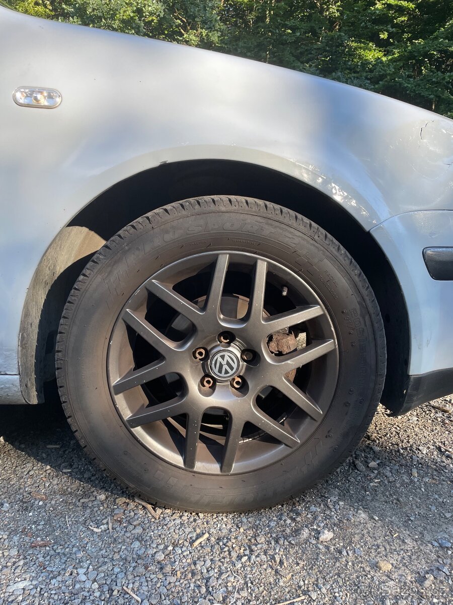 VW Golf 4 1.6 16V - 6