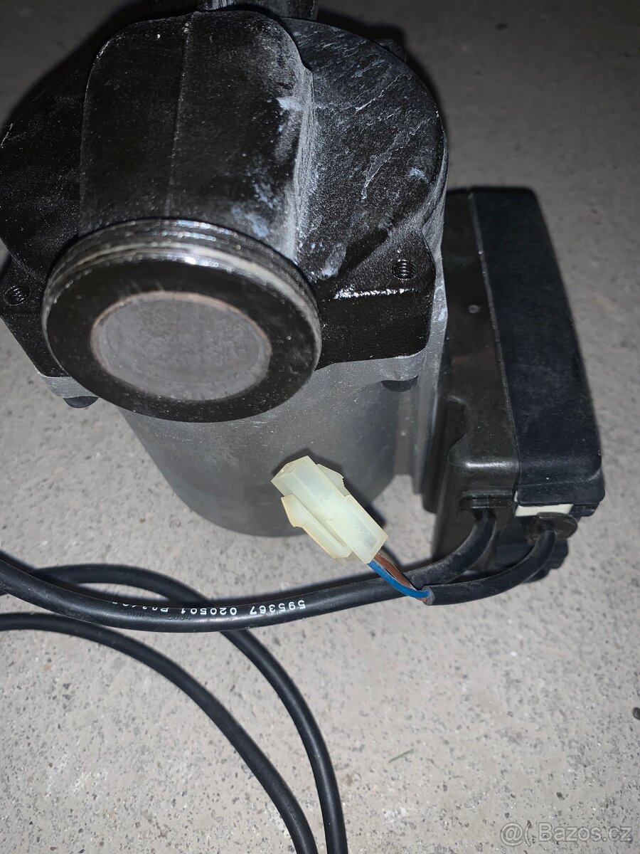 Oběhové čerpadlo Grundfoss UPS 25-70 130 - 6