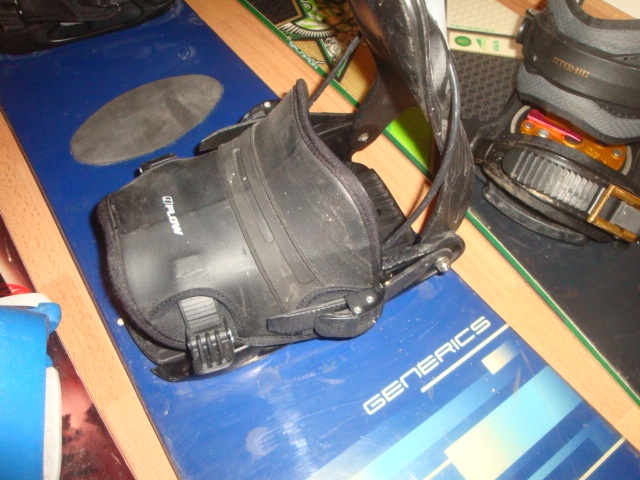 Snowboard s vázáním Salomon - Generic - Stuf - Flow - 6