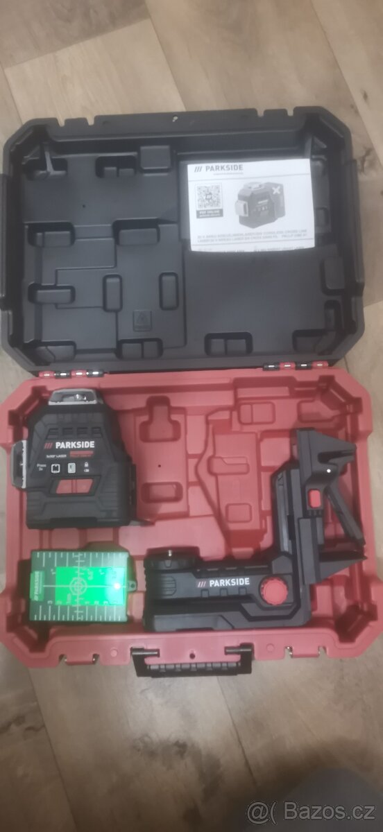 Aku leaser peformance V20 v kufru - 6