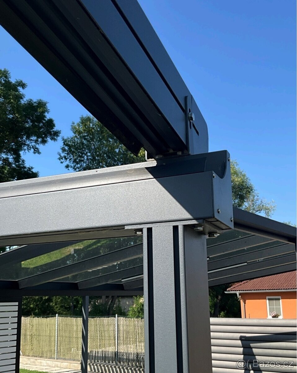 Pergola s motorem a stahovací PVC plachtou - 4×3 m - 6