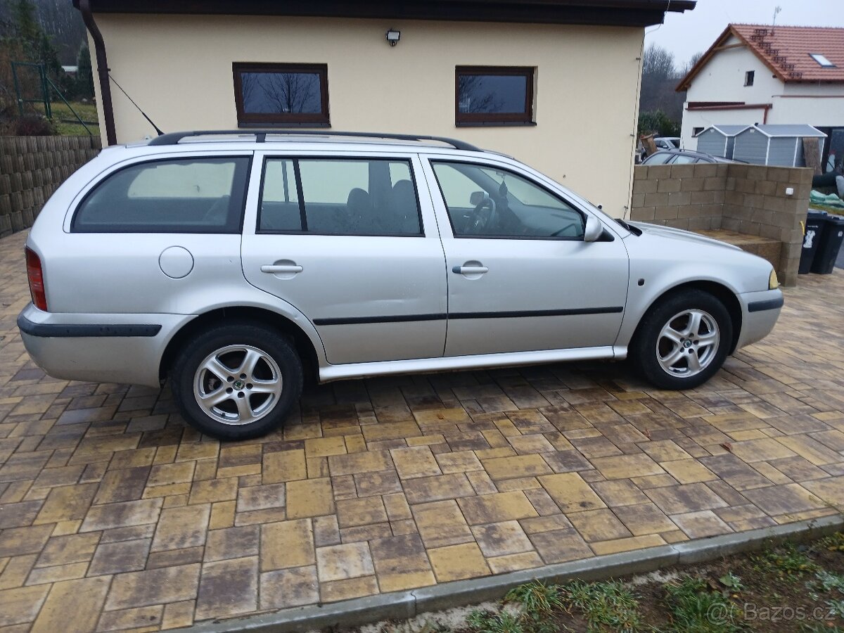 Škoda octavia combi 1.9 tdi 81kw - 6