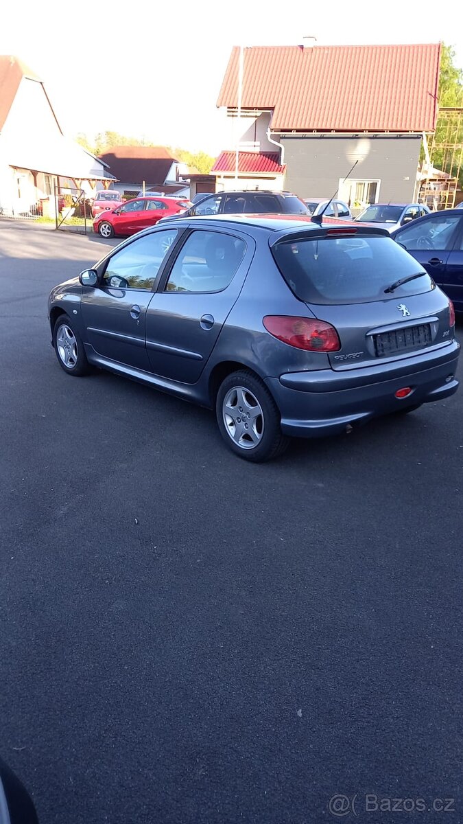 Peugeot 206 1.4 55kW - 6