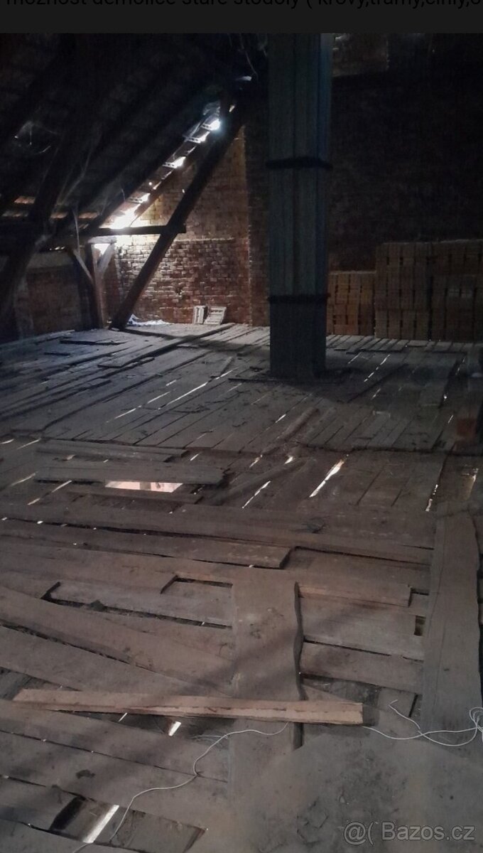 Tramy a demolice starých střech zdarma - 6
