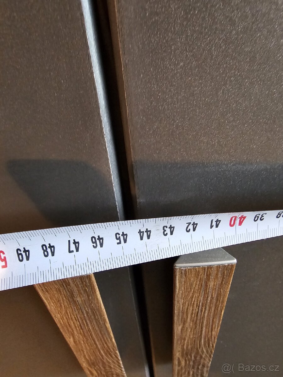 Šatní skříň do ložnice - 6