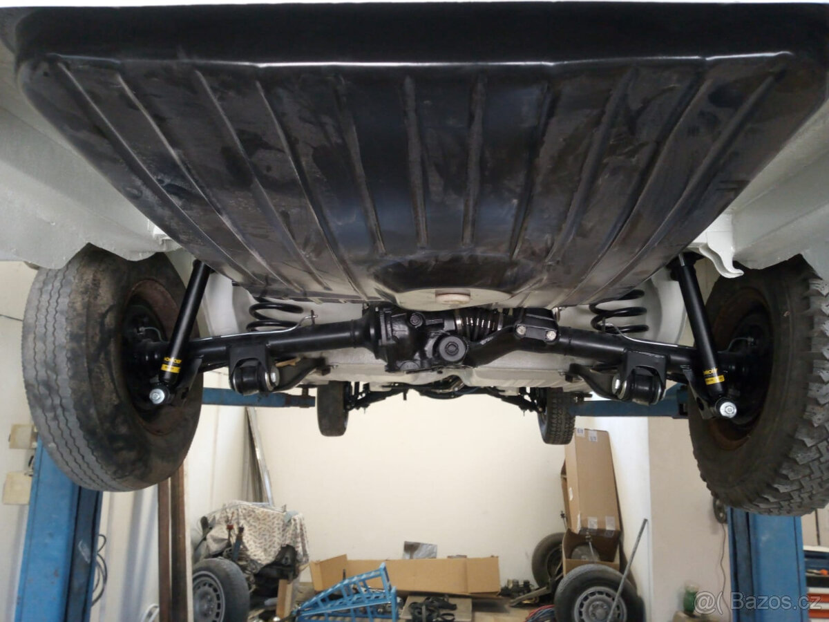 Predam Mercedes Benz W111 cabrio - 6