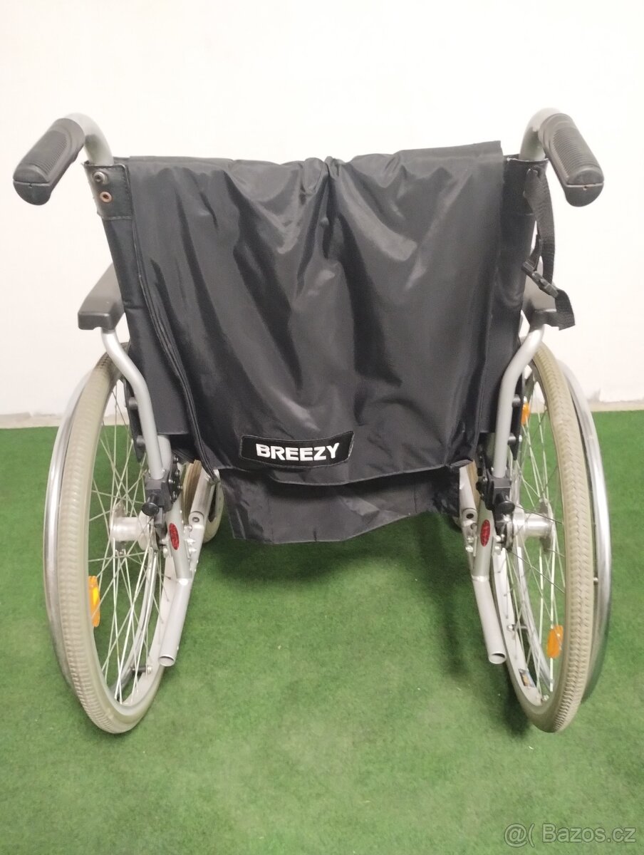 Mechanický invalidní vozík s polohováním lýtek - 6