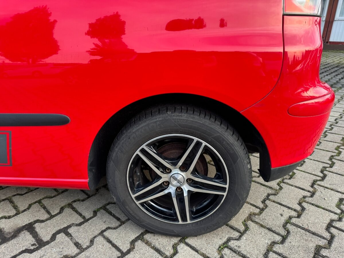 Seat Ibiza 1,4i 55 KW KOLA STK - 6