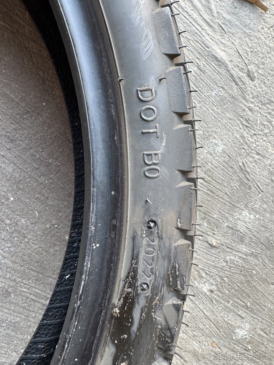 Pneumatika 90/80 17 - 6