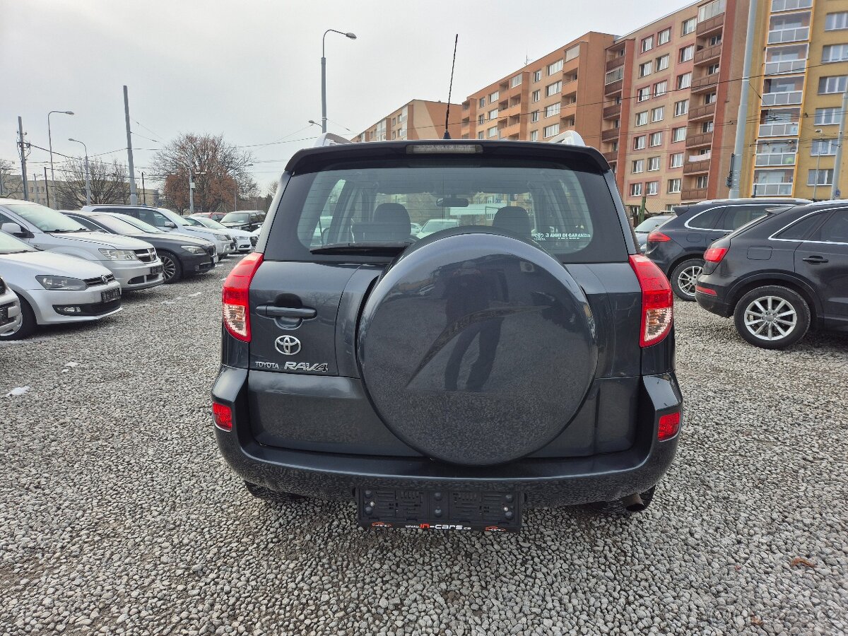 Toyota RAV4,2.2D-4D,100KW,4x4,NEMÁ DPF,BEZ KOROZE,R.V.2007 - 6