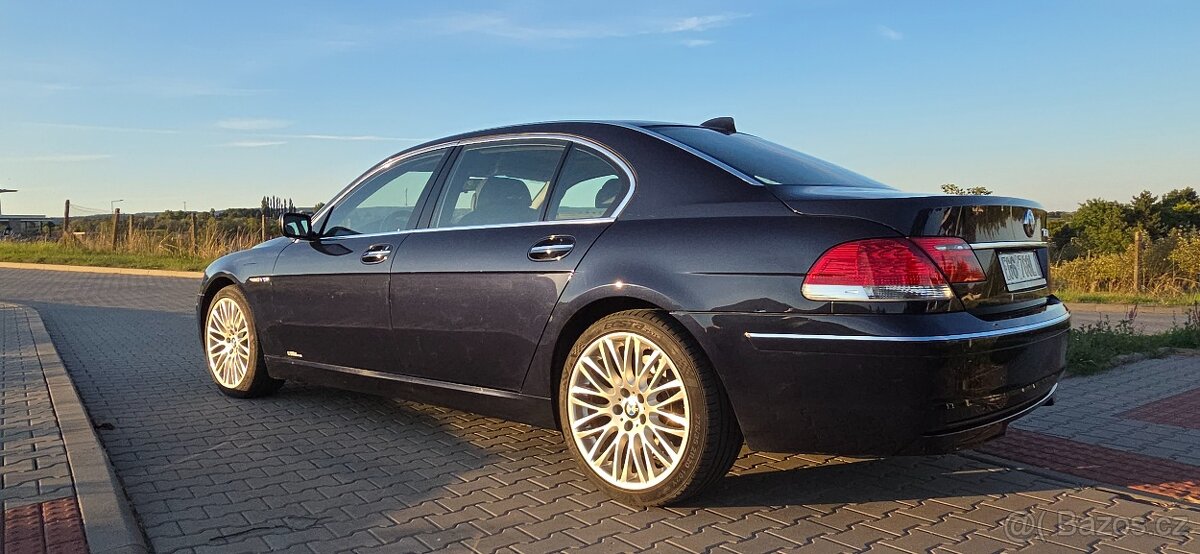 BMW e66 760 li - 6