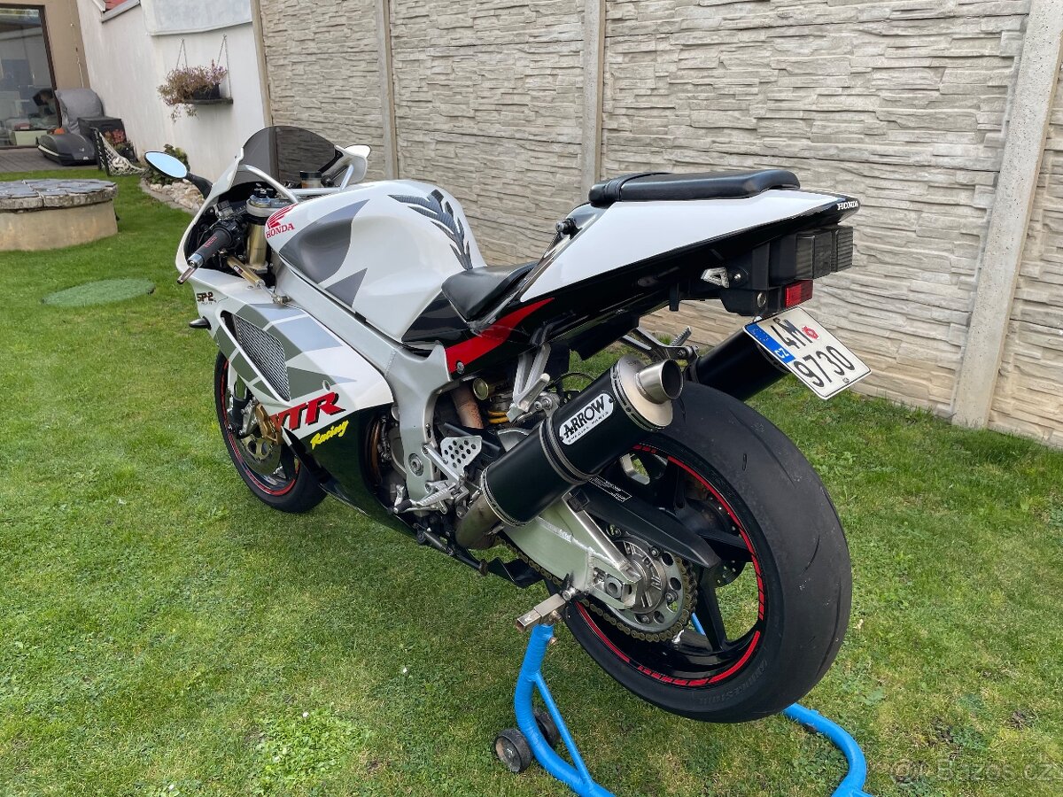 Honda Vtr 1000 sp2 - 6