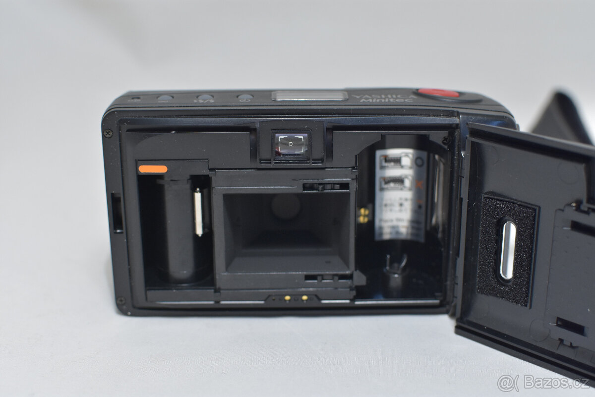 YASHICA MINITEC AF + BRAŠNA. - 6