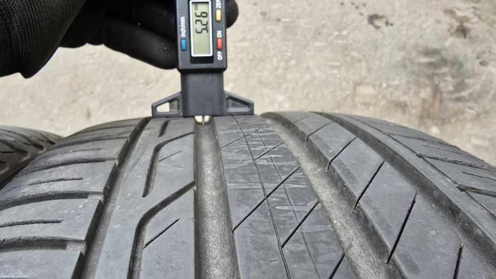 Letní pneu 225/45/17 Bridgestone - 6