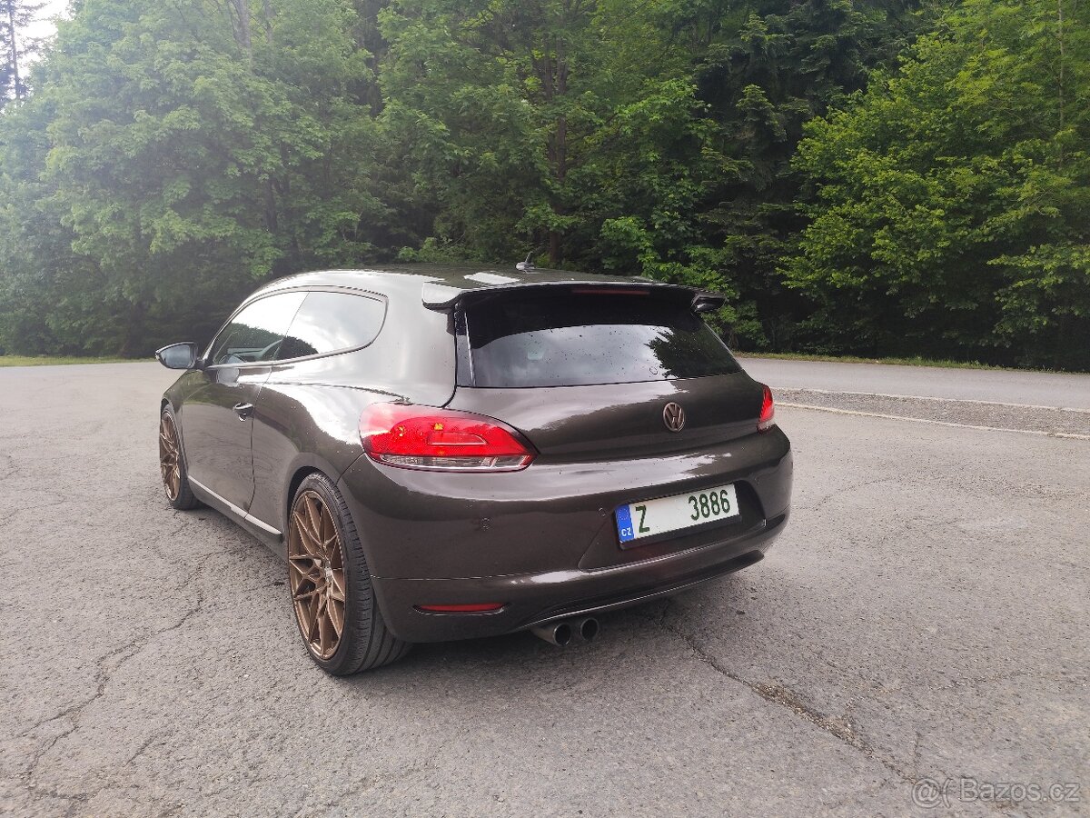 VW Scirocco 2.0 TDI DSG - 6