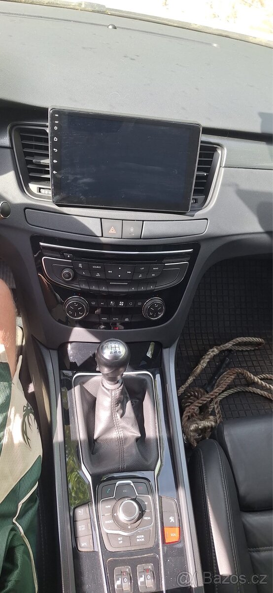 Peugeot 508, 1.6 benzin rok 2011 - 6