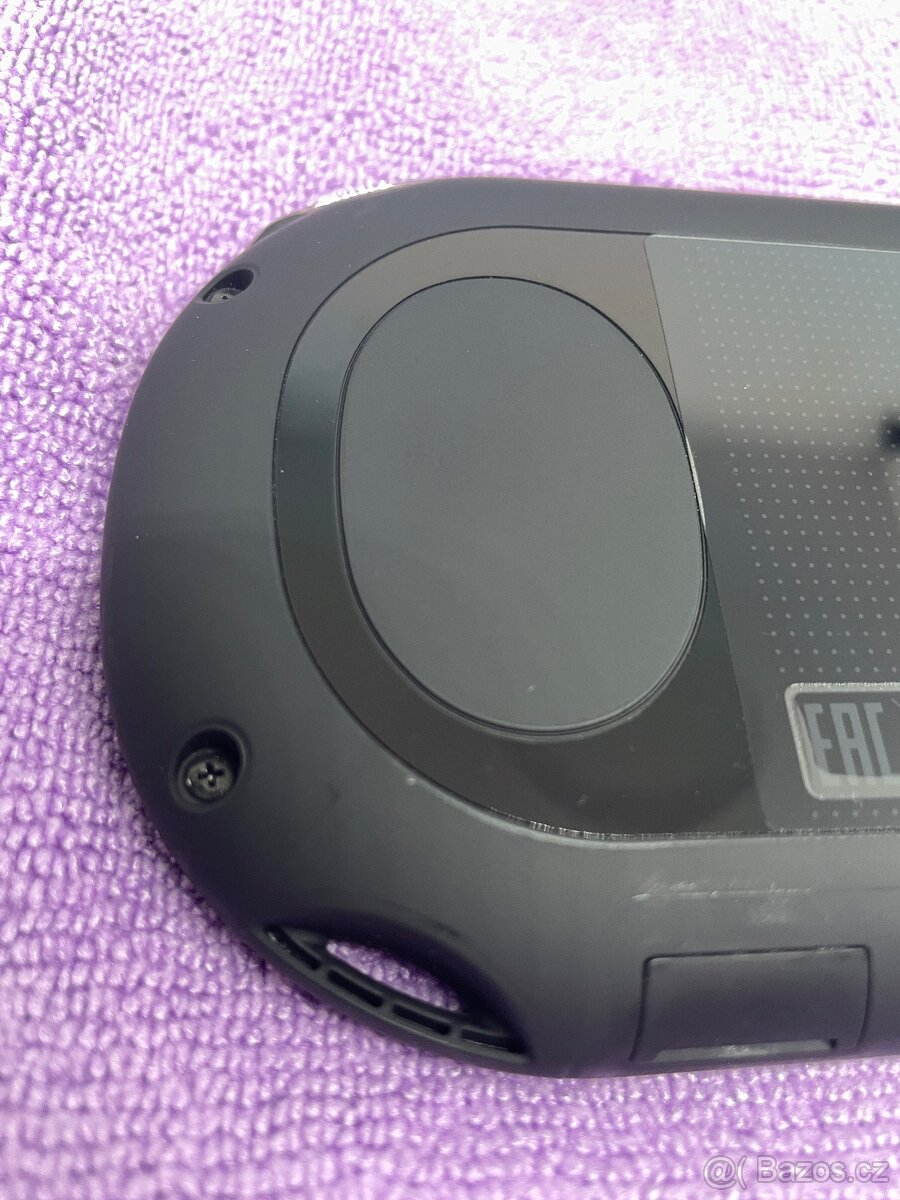 PS VITA PCH-2016 LCD displej - 6