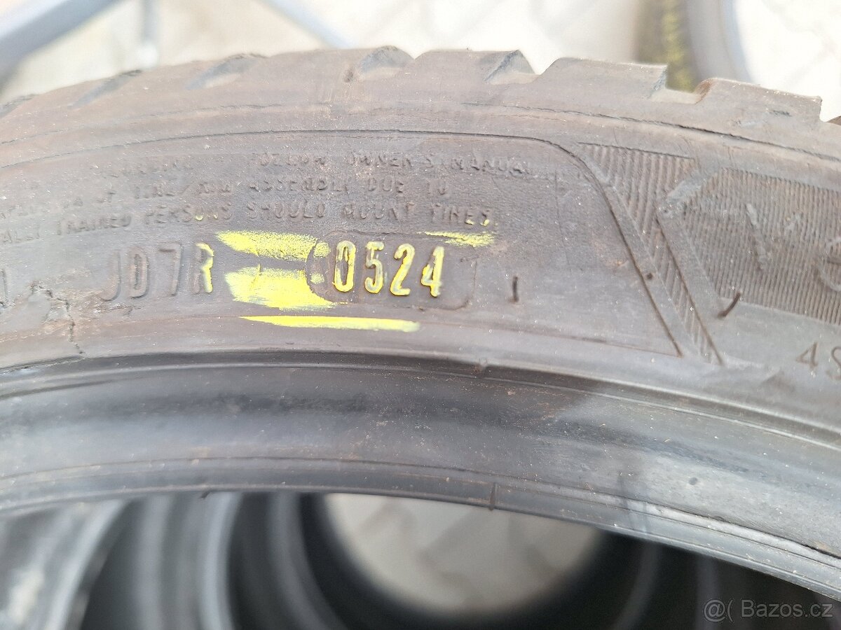Prodám pneu 225/40/18 Goodyear celoroční - 6