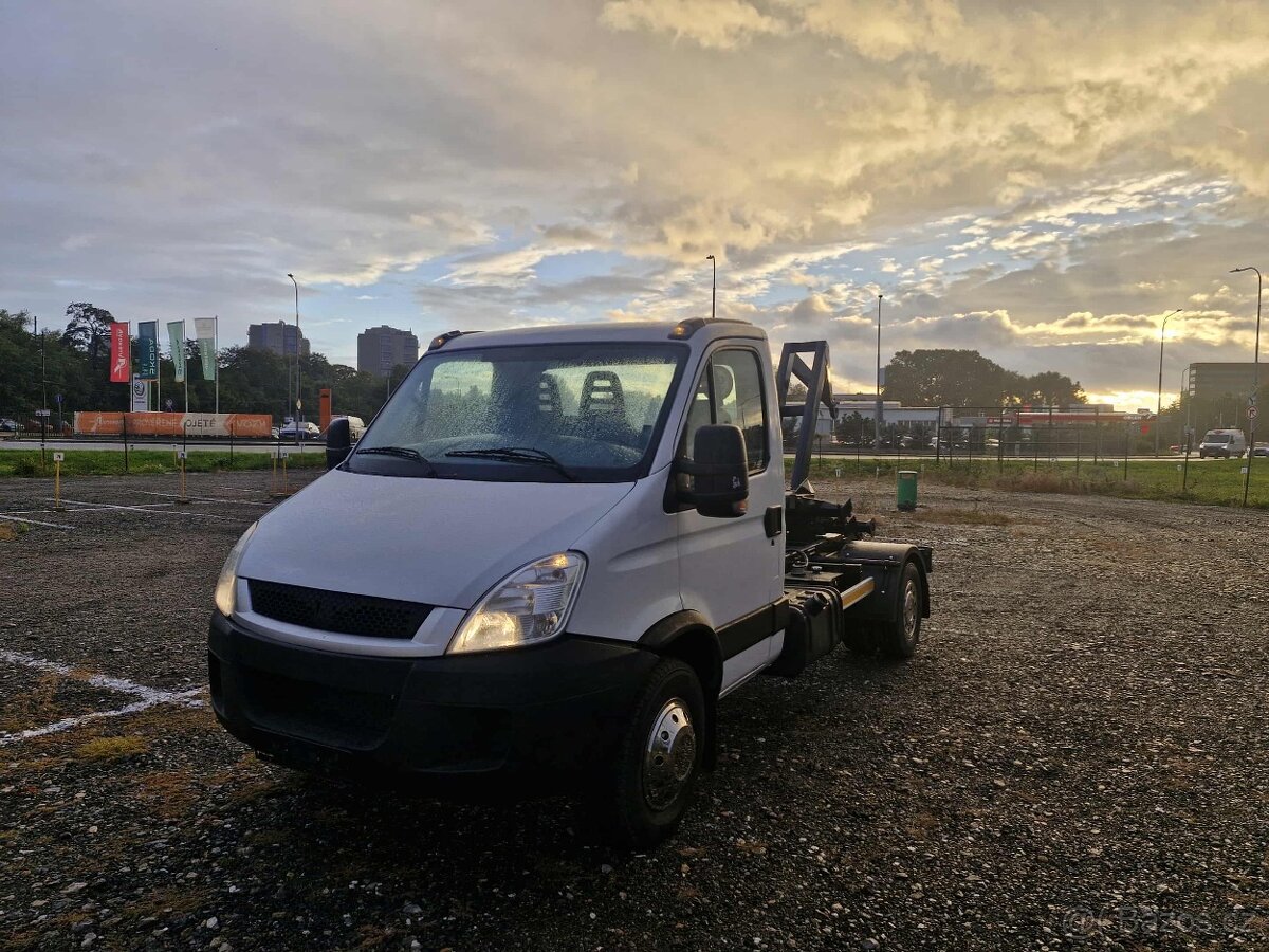 Iveco daily kontejner 6t - KONEČNÁ CENA 360.000 Kč - 6