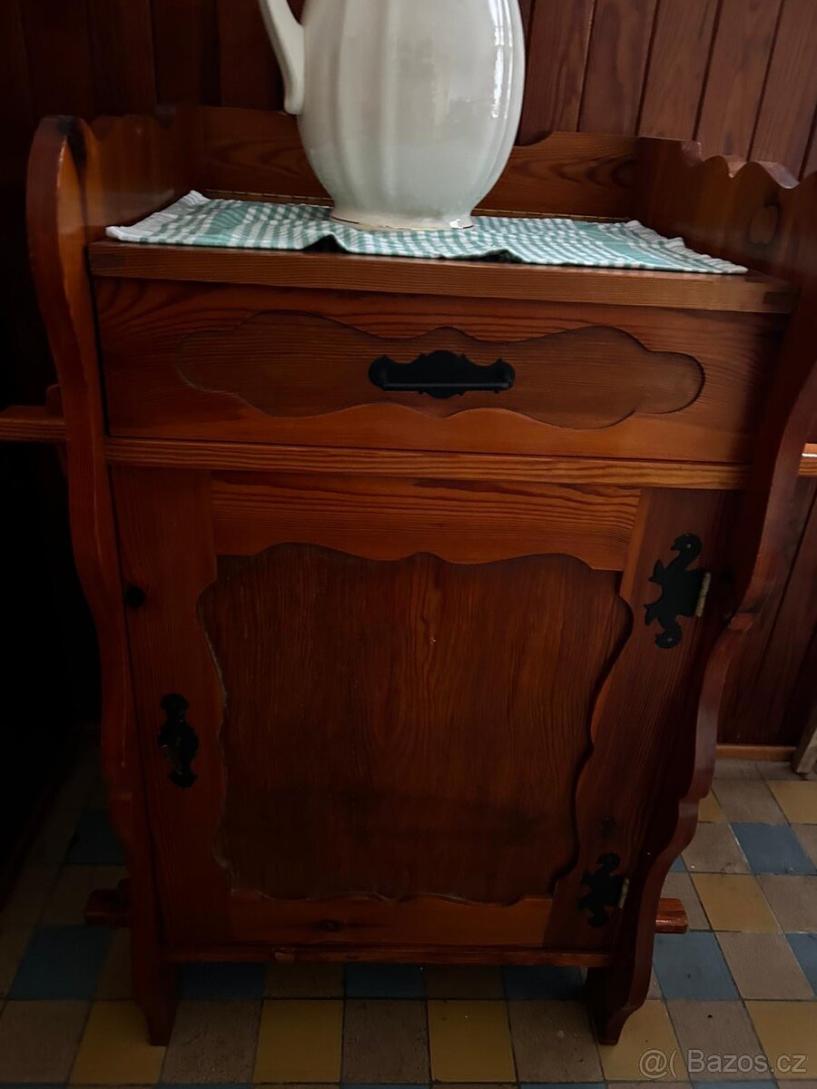 Selský nábytek z masivu - 6